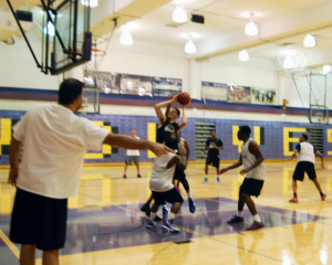 Mens Basketball Practice 10-22-14 (176)