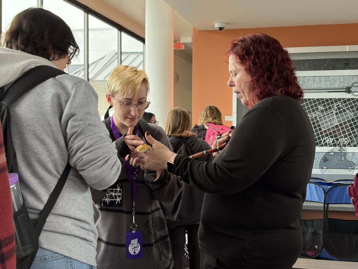 Students meeting animals at the Animal Show and Meet and Greet on Wed. March 4, 2026 from 11:00 a.m.-1:00 p.m. at the H-Center Bridge.
