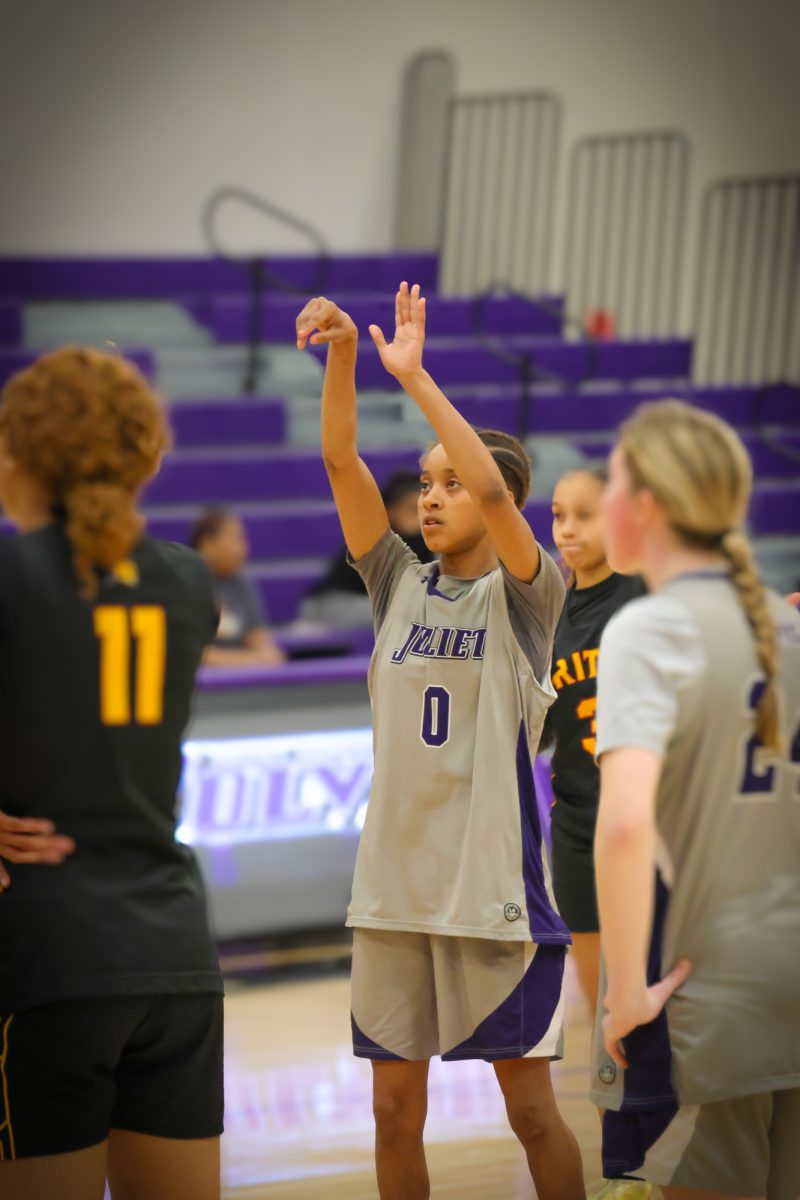 Freshmen Guard Samaiyya Williams shoots a free throw against Triton College on February 21, 2026. The Wolves fell to Triton 66-77.
