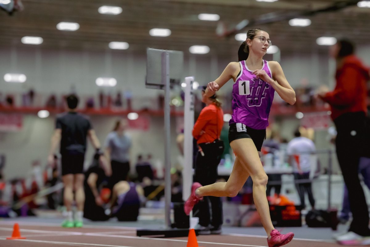 Sophomore Gabriela Zid resets her school record in the mile at the F. Lee Slick Invitational hosted by North Central College on February 20, 2026.