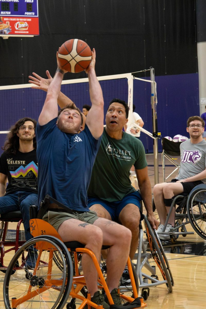 Disability Awareness Club partnered with Lincolnway Special Recreation Center to host wheelchair basketball. The event took place on Tuesday, April 28, from 4:00 - 5:30 p.m. in the Event Center Gymnasium during Open Gym. 